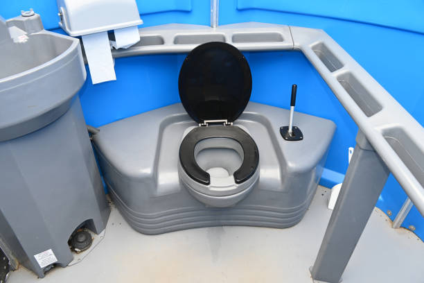 Best Luxury portable toilet rental  in Portland, MI